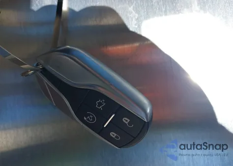 2022 Maserati Ghibli Modena Q4 из США, поврежденный, VIN ZAM57YTM4NX399942